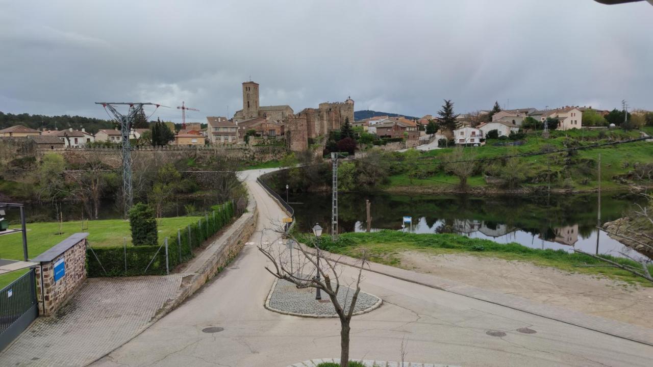 Puente Viejo De Buitrago Casa Fresno Lejlighed Buitrago del Lozoya Eksteriør billede