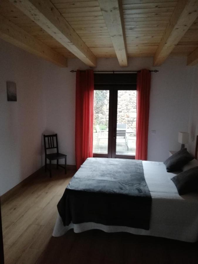 Puente Viejo De Buitrago Casa Fresno Lejlighed Buitrago del Lozoya Eksteriør billede